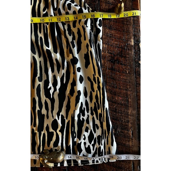 St. John Couture Sleeveless Silk Margay Cat Animal Print High Neck Top T… - Picture 10 of 14